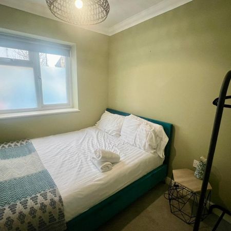 Cowbridge Road East, Cardiff - Photo 3