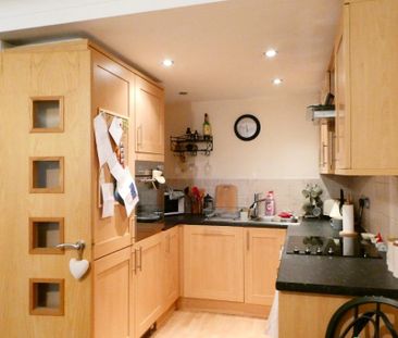 1 bedroom flat to rent - Photo 4