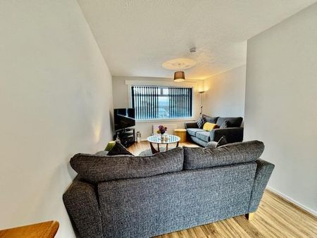 2 bedroom semi-detached house to rent - Photo 2