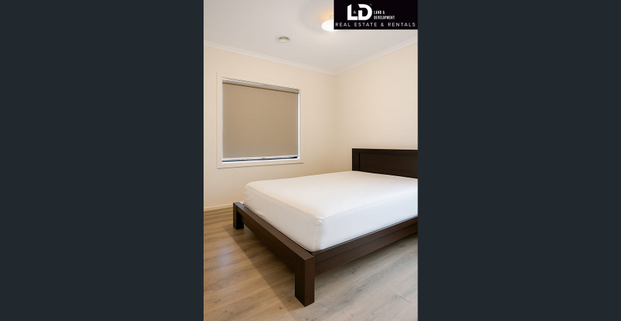 Exceptional Family Home in Prime Charlemont Location - Photo 1