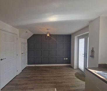 3 bedroom semi-detached house to rent - Photo 2