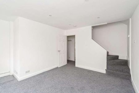 St Davids Close, Iver, SL0 - Photo 5