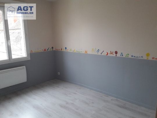 Location Appartement 3 pièces 69m² THERDONNE 60510 - Photo 1