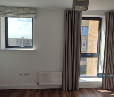 1 bedroom flat to rent - Photo 2