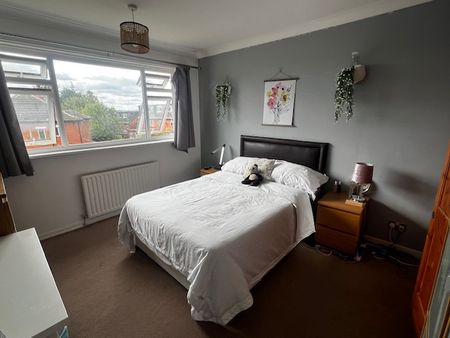 Headingley Lodge - Photo 4