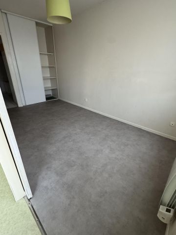 Location Appartement 2 pièces 66m² BOULOGNE SUR MER 62200 - Photo 2