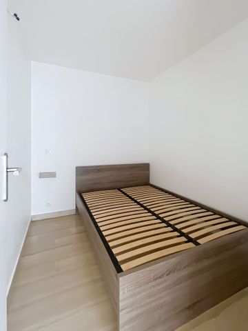 Location Appartement 2 pièces 44m² CANNES 06400 - Photo 4