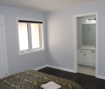 For Lease - 31 Swordfish Drive, Whitby, Ontario - Photo 6