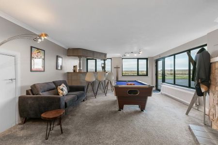 50 Glen Road, Craigavad, Holywood, BT18 0HB - Photo 4