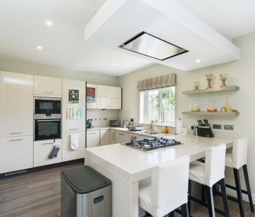 5 bedroom detached house to rent - Photo 5