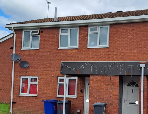 Flatts Close, Burton-on-Trent, Staffordshire, DE13 0GB - Photo 1