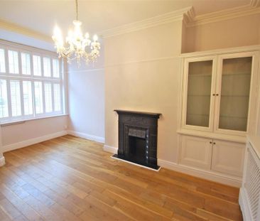 3 bedroom end of terrace house to rent - Photo 1