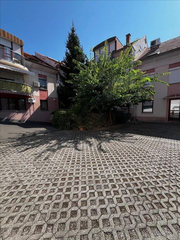 Kiadó újszerű állapotú lakás - Pécs - Fotó 3