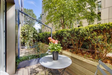 Bramah House, 9 Gatliff Road, Grosvenor Waterside, SW1W flat to rent - Photo 2