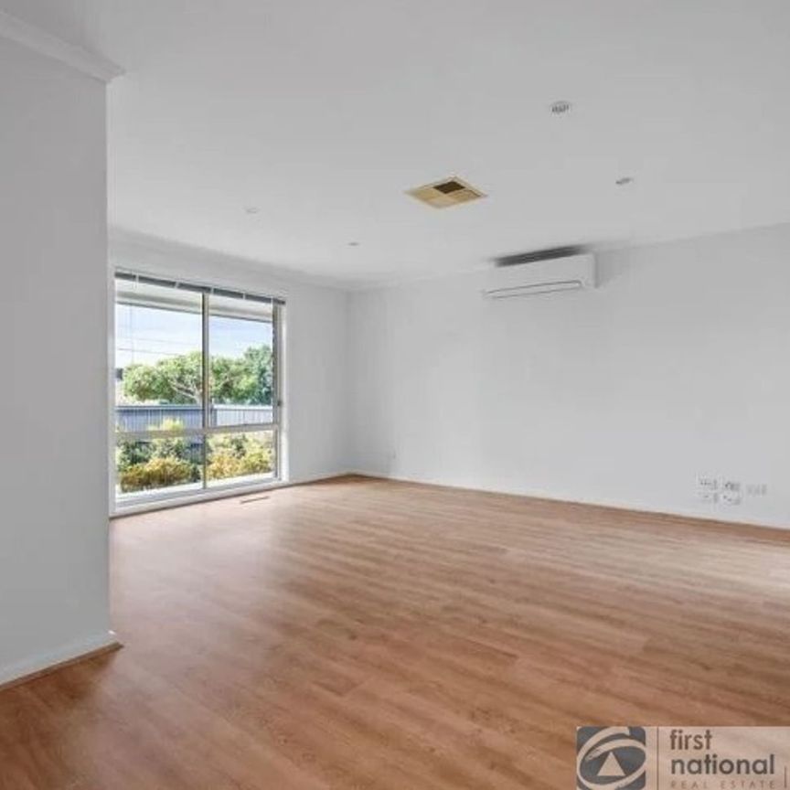 1 / 36 White Street, Mordialloc - Photo 1