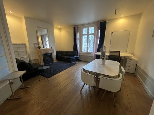 APPARTEMENT T2 MEUBLÉ AU COEUR DU CENTRE VILLE - Photo 1