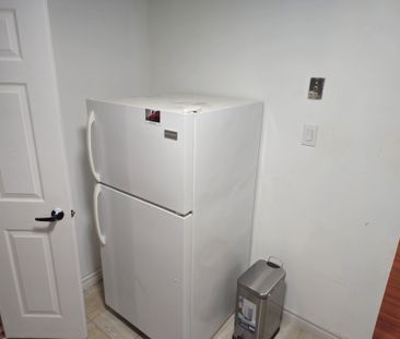 For Lease - 3555 Derry Road Unit# 212, Mississauga, Ontario - Photo 5