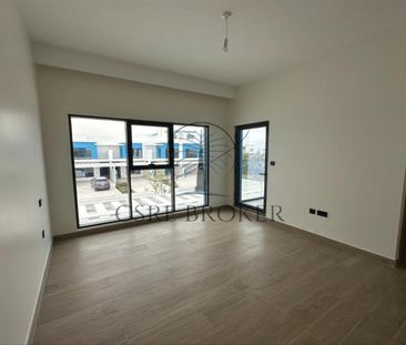 4 Bed Ready to move Brand New - Photo 6