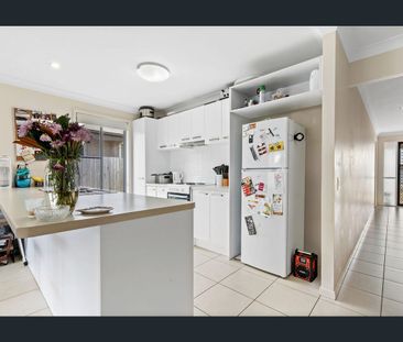 CALOUNDRA WEST'S FINEST! - Photo 5