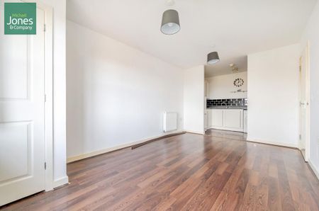 2 bedroom flat to rent - Photo 3