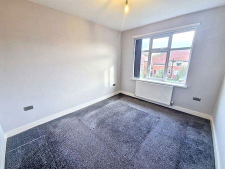 2 bed upper flat to rent in NE3 - Photo 4