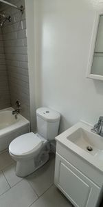 For Lease - 34 Heydon Park Road Unit# 12, Toronto, Ontario - Photo 4