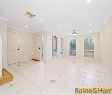 27 Thomas Francis Way, Rouse Hill, NSW 2155 - Photo 4