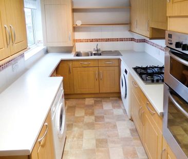 Chiltern Drive, Charvil, Reading, Berkshire, RG10 - Photo 5