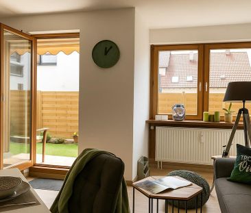 Attraktive & ruhige 2-Zimmer-Wohnung mit Terrasse und eigenem Garte... - Photo 1