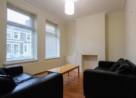 3 bedroom terraced house to rent - Photo 2