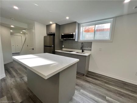 For Lease - 901 Lennon Way Unit# Lower, London North, Ontario - Photo 5