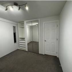 2 bed 1.5 bath Apt for rent - Photo 1