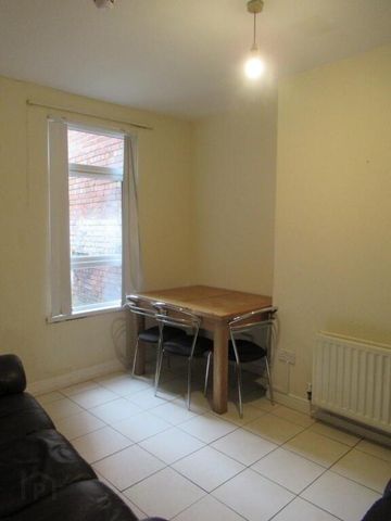 8 Penrose Street, Belfast, BT7 1QX - Photo 2