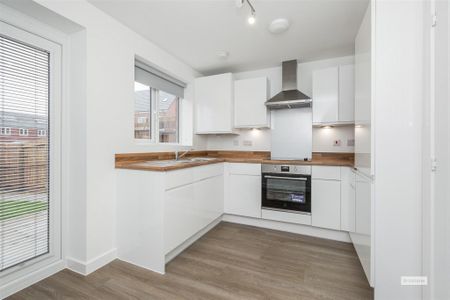 3 bed House - Townhouse To Let - Photo 4