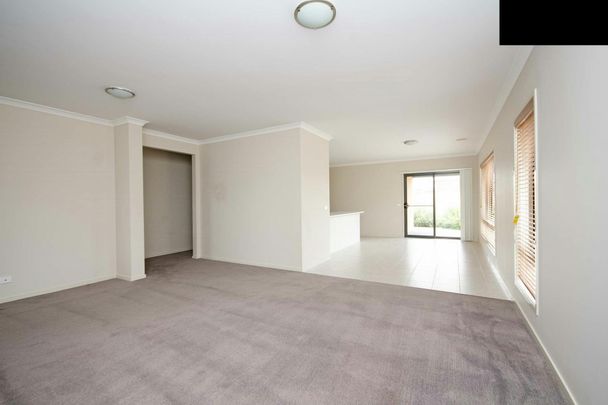 4 Bedroom Family Home in White Box Rise - Photo 1