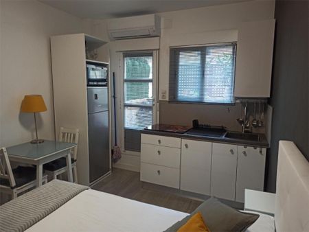 Piso de alquiler en Calle de Valverde, 12, Universidad - Malasaña - Photo 2