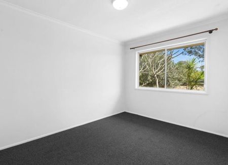 NEWLY RENOVATED 2 BEDROOM 1 BATHROOM UNIT IN PRIME EAGLEBY LOCATION - Photo 5