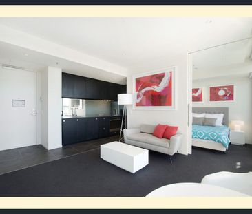 Modern contemporary apartment living - Photo 5