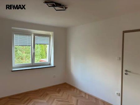 Atraktivní pronájem bytu 2+1 po kompletní rekonstrukci – skvělá v centru Rožnova pod Radhoštěm - Fotografie 5