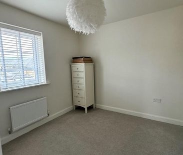 3 bedroom detached house to rent - Photo 3