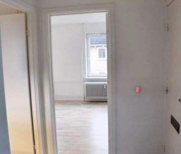 Lys og indbydende lejlighed i Nørresundby - Photo 3