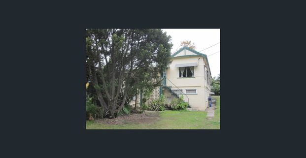 2/23 Pattison Avenue, Norman Park, Qld 4170 - Photo 1