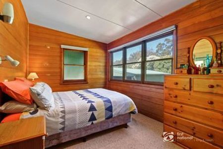 FULLY FURNISHED - GREAT LOCATION! - Photo 5