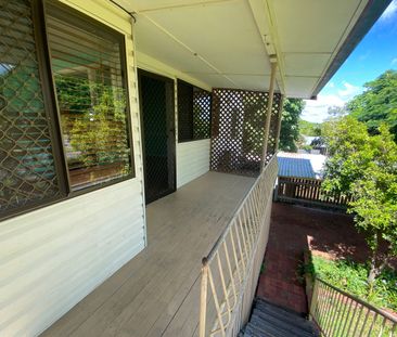 1 Kinnon Street, Glenella - Photo 4