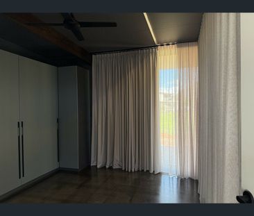 7/B Squire St, Macleay Island, Qld 4184 - Photo 4
