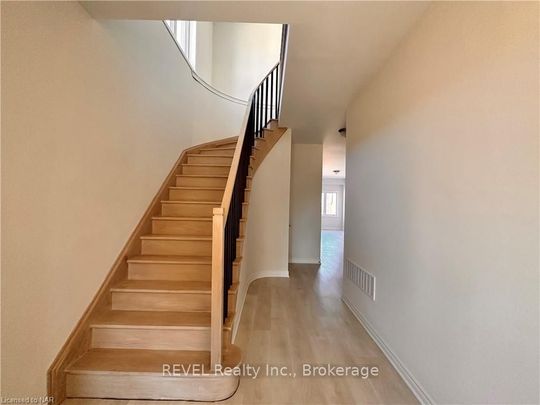 For Lease - 29 SAPPHIRE Way, Thorold, Ontario - Photo 1