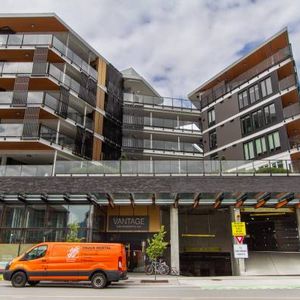 Squamish Furnished 2 Bed + Office 2 Bath Penthouse w/ Patio @ Vantage - Photo 2