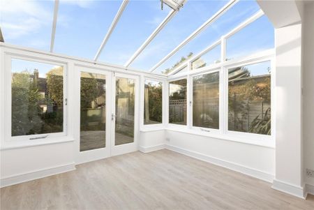 4 bedroom terraced house to rent - Photo 4