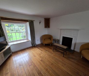 6 bedroom farm house to rent - Photo 3