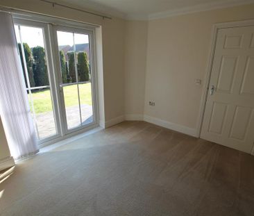 4 bedroom detached house to rent - Photo 1